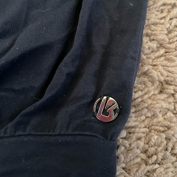 Buffbunny Crop Top - Picture 3 of 4